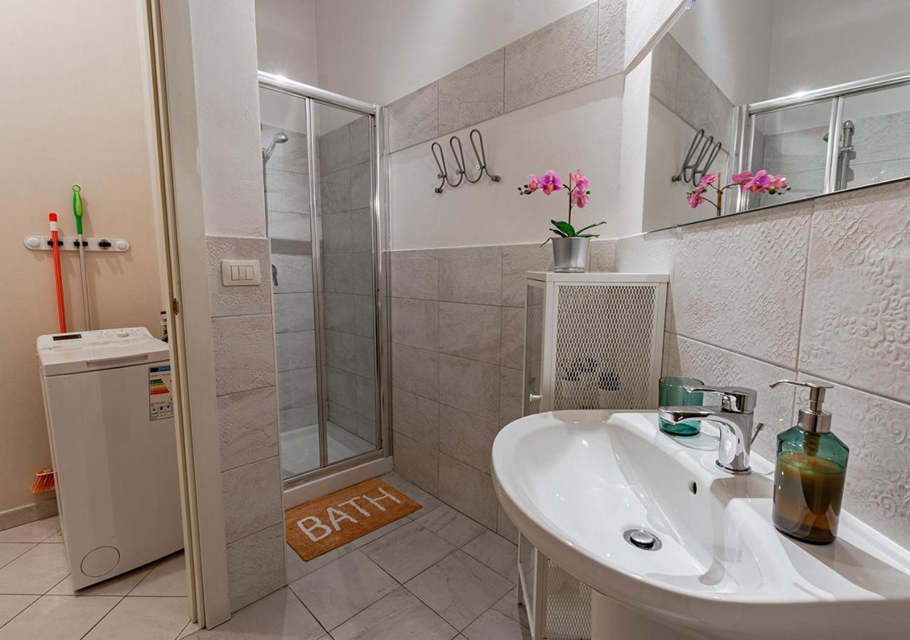 Apartamento Melodia Di Mare, Teatro & Centro, Armonia E Relax Livorno Exterior foto