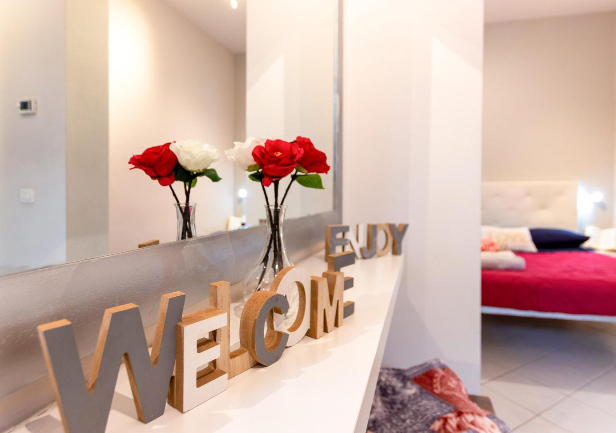 Apartamento Melodia Di Mare, Teatro & Centro, Armonia E Relax Livorno Exterior foto