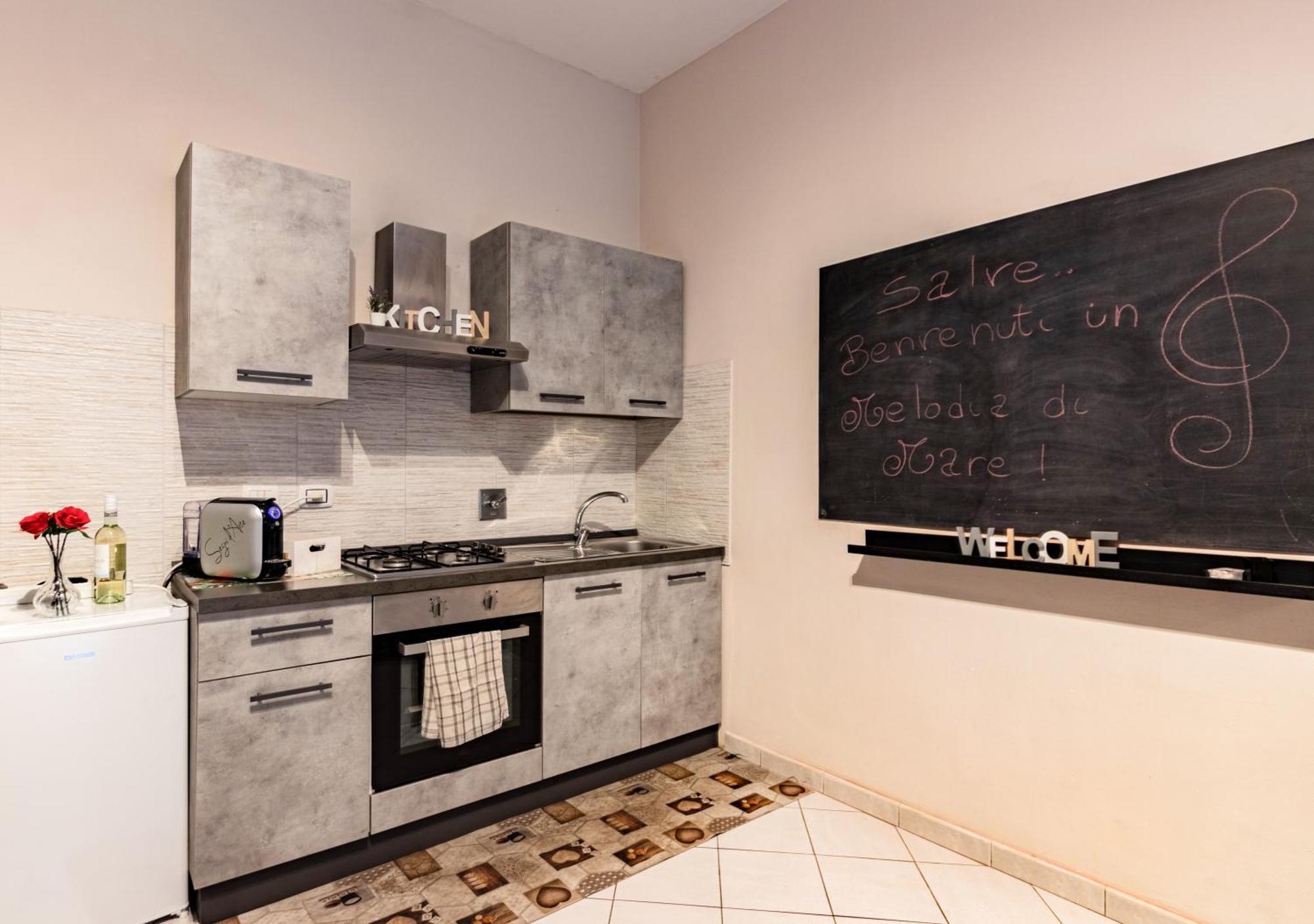 Apartamento Melodia Di Mare, Teatro & Centro, Armonia E Relax Livorno Exterior foto